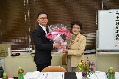 恩塚氏