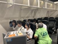 KGGでエアラインを体験しています