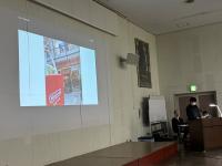 報告会の発表の様子