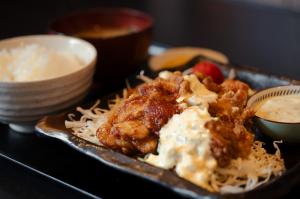 04.チキン南蛮定食